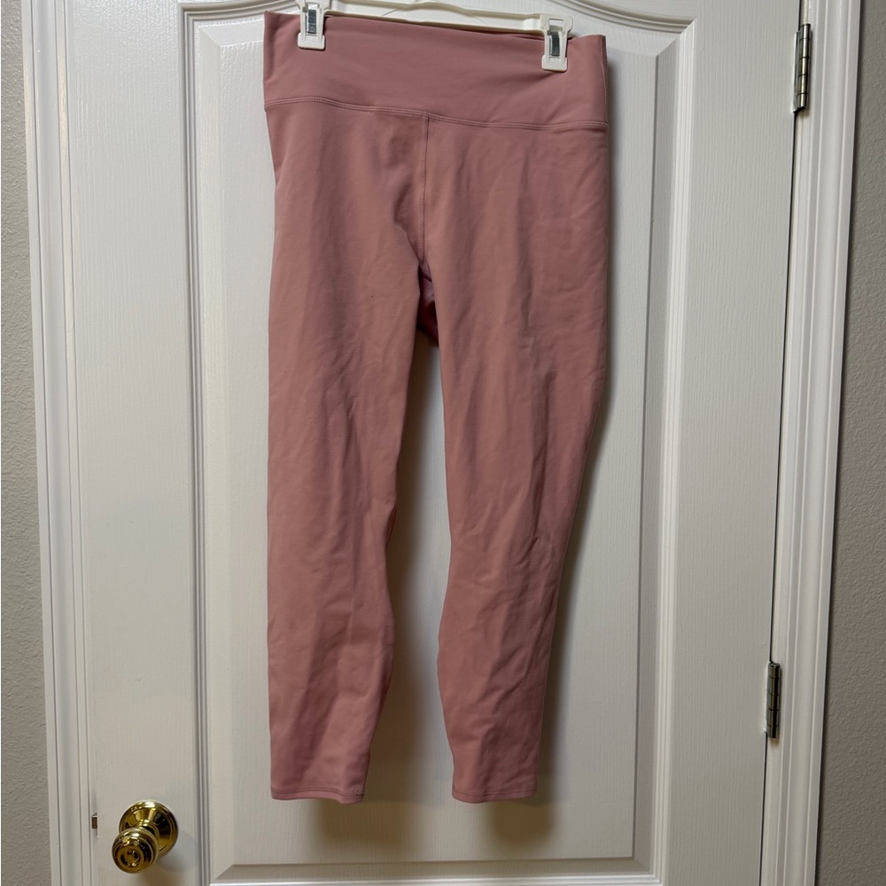 Fabletics Women's Pink Leggings